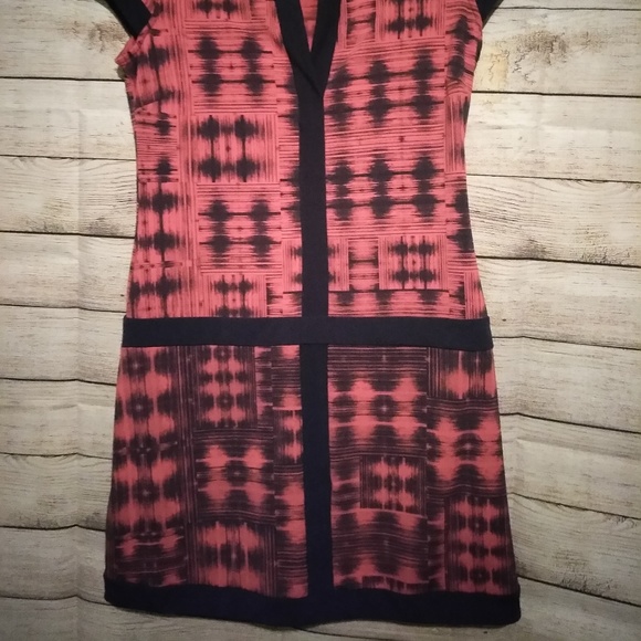 SALE/ FREE SHIPPING/ bcbg maxaria DRESS - Picture 4 of 5